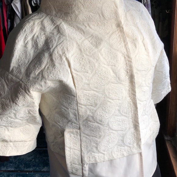 BCBG Cream Textured Jacket! - Picture 3 of 8